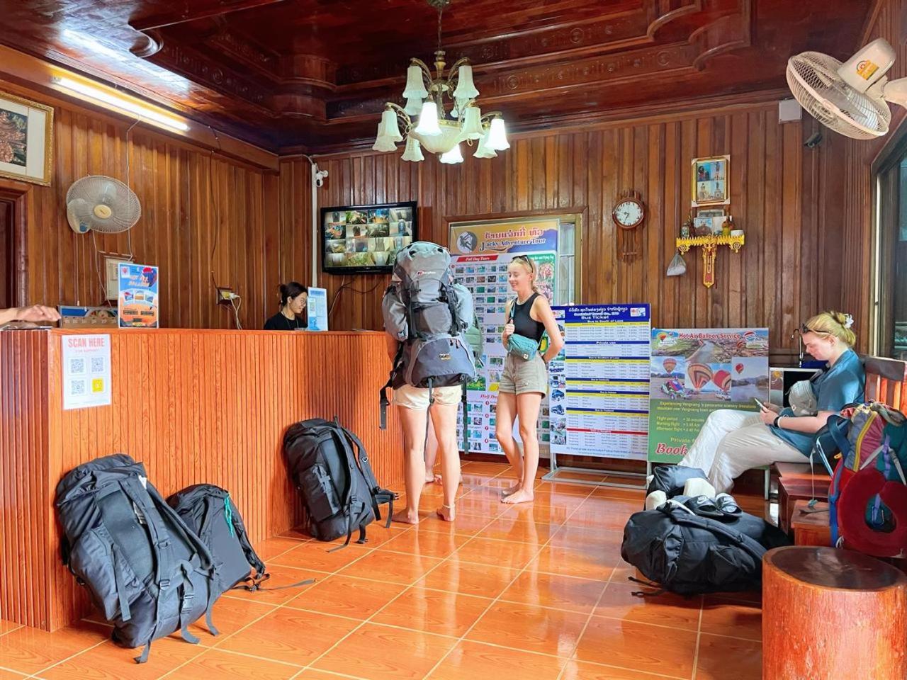 Vangvieng Sisavang Mountain View Hotel Vang Vieng Exterior photo